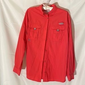 Woman’s Columbia PFG fishing button down
